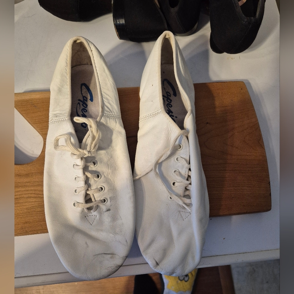 Dance shoes